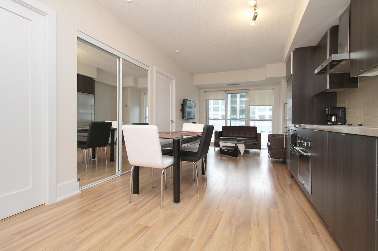 Napa Furnished Suites At Cn Tower & Maple Leaf Square Toronto Ngoại thất bức ảnh