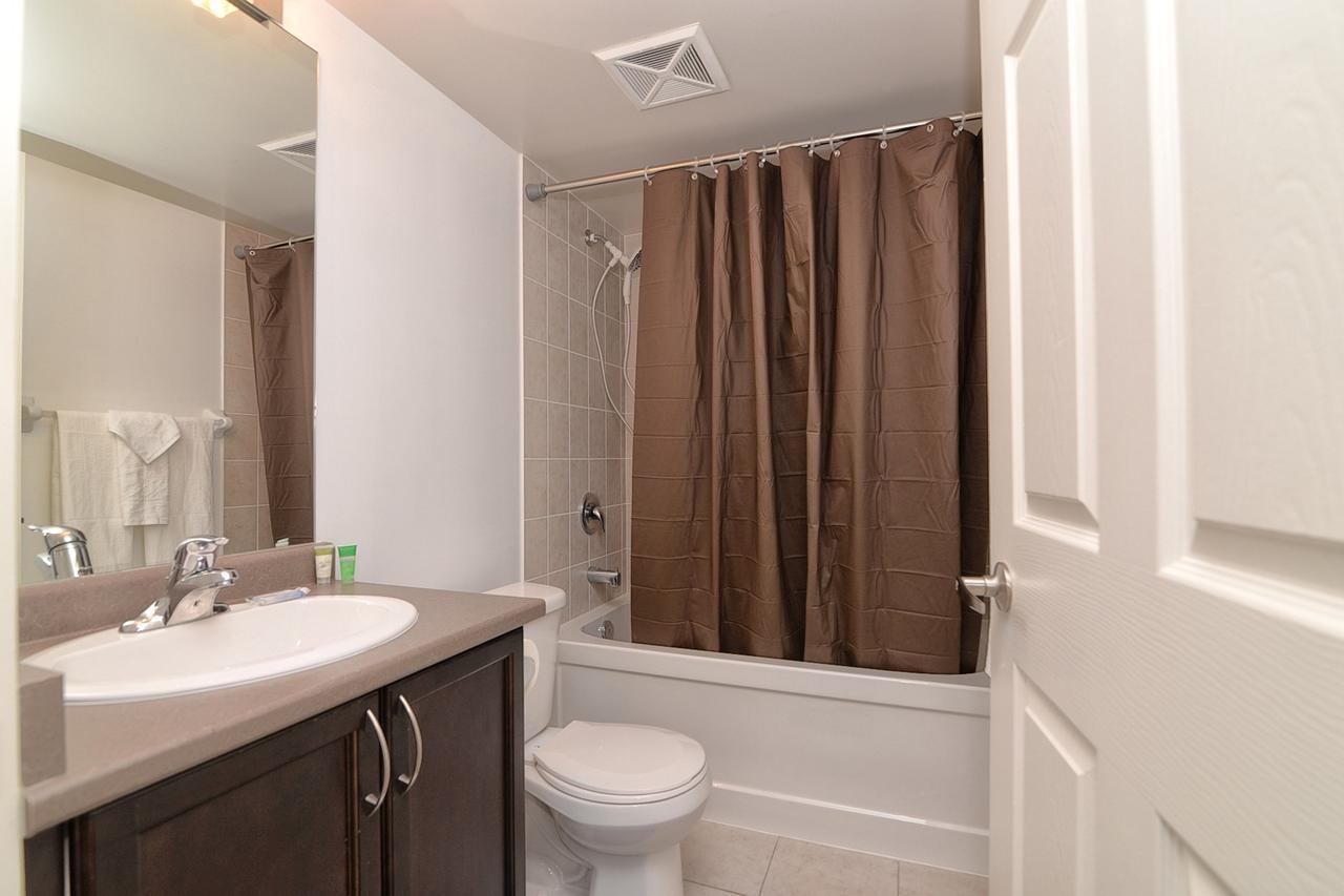 Napa Furnished Suites At Cn Tower & Maple Leaf Square Toronto Ngoại thất bức ảnh