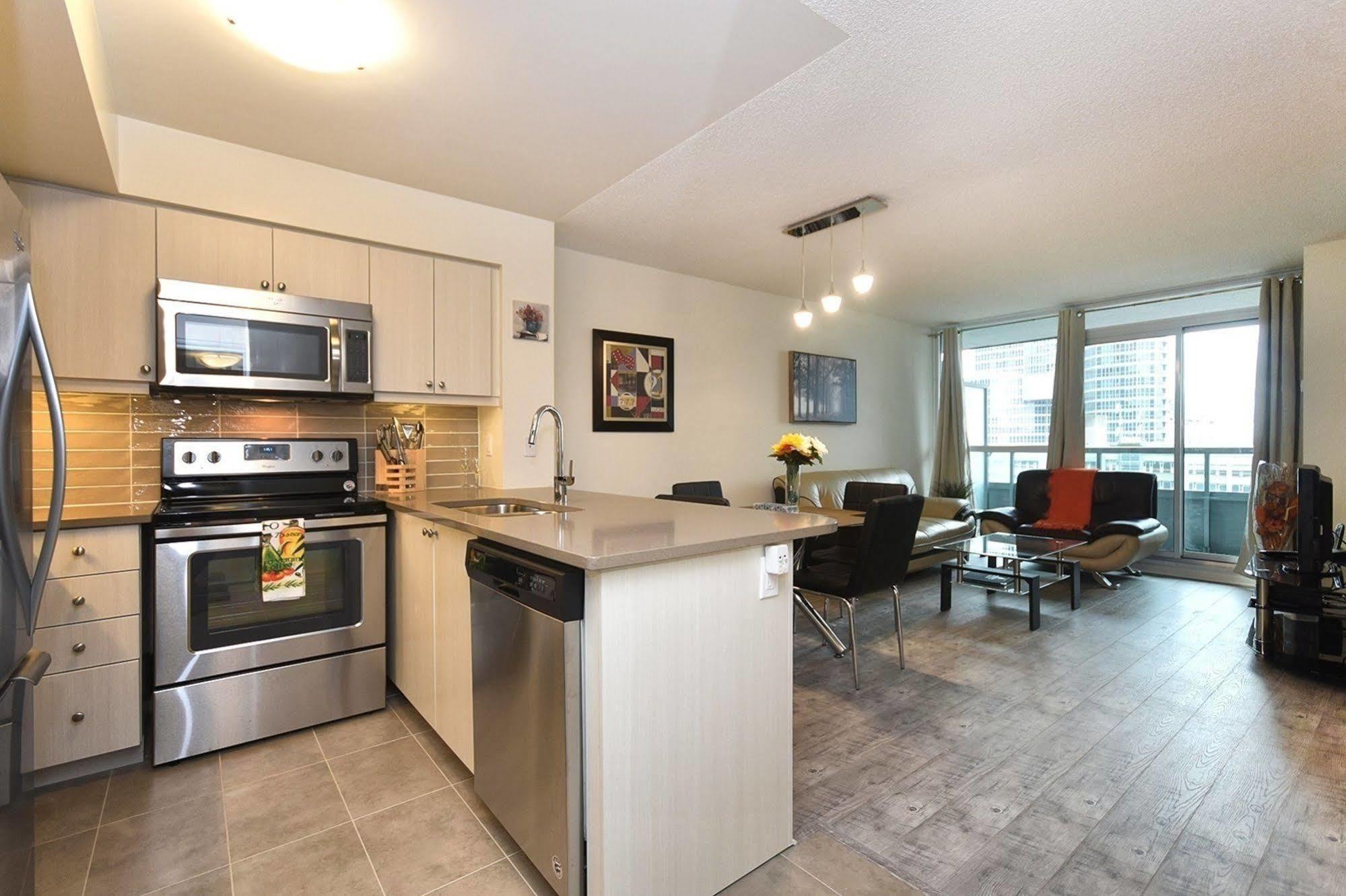 Napa Furnished Suites At Cn Tower & Maple Leaf Square Toronto Ngoại thất bức ảnh