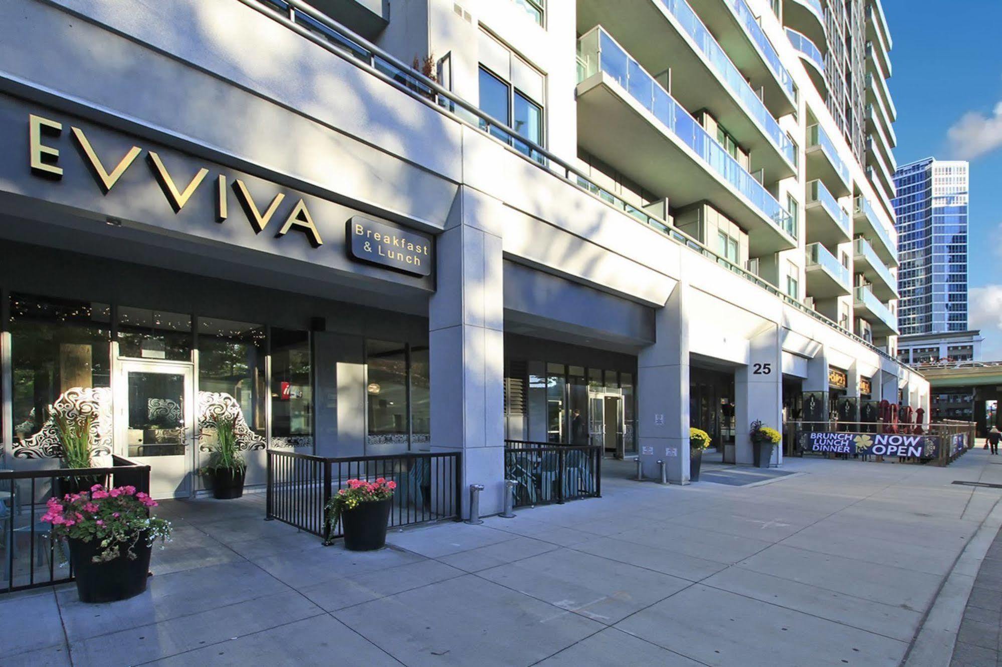 Napa Furnished Suites At Cn Tower & Maple Leaf Square Toronto Ngoại thất bức ảnh