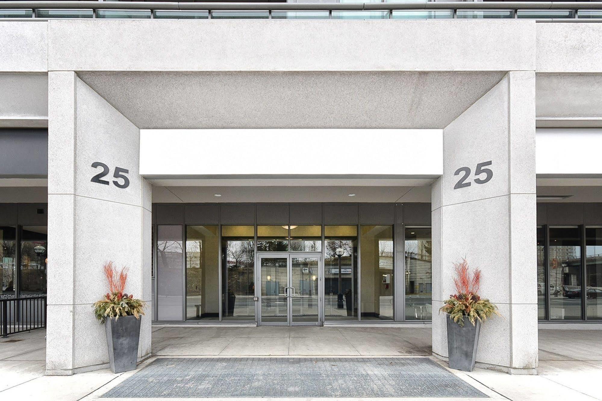 Napa Furnished Suites At Cn Tower & Maple Leaf Square Toronto Ngoại thất bức ảnh