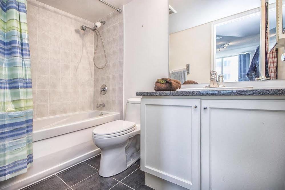 Napa Furnished Suites At Cn Tower & Maple Leaf Square Toronto Ngoại thất bức ảnh
